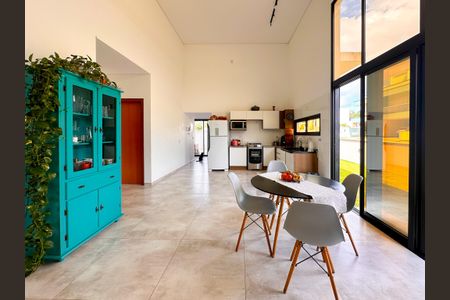 Casa de condomínio para alugar com 186m², 4 quartos e 2 vagasSala de Jantar