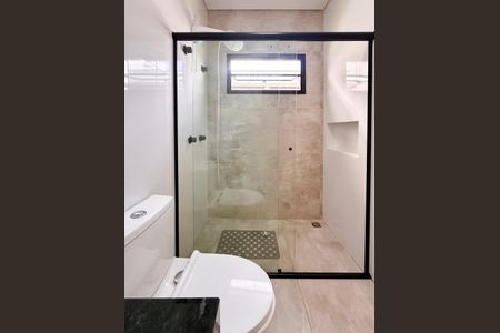 Casa de condomínio para alugar com 186m², 4 quartos e 2 vagasBanheiro Social