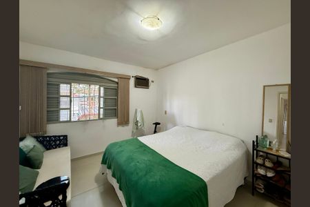 Casa à venda com 161m², 2 quartos e 2 vagas Casa à venda com 161m², 2 quartos e 2 vagasQuarto 1