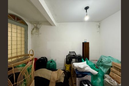 Casa à venda com 161m², 2 quartos e 2 vagas Casa à venda com 161m², 2 quartos e 2 vagasQuarto de Serviço