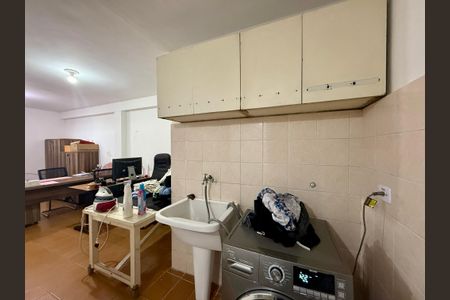 Casa à venda com 161m², 2 quartos e 2 vagas Casa à venda com 161m², 2 quartos e 2 vagasÁrea de Serviço