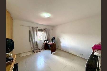 Casa à venda com 161m², 2 quartos e 2 vagas Casa à venda com 161m², 2 quartos e 2 vagasQuarto 2