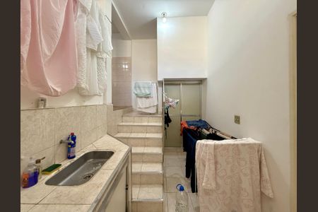 Casa à venda com 161m², 2 quartos e 2 vagas Casa à venda com 161m², 2 quartos e 2 vagasÁrea de Serviço