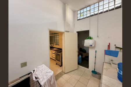 Casa à venda com 161m², 2 quartos e 2 vagas Casa à venda com 161m², 2 quartos e 2 vagasÁrea de Serviço