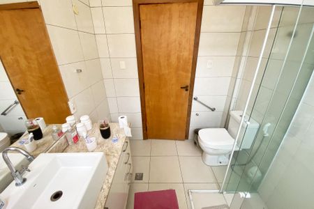Apartamento para alugar com 120m², 2 quartos e 1 vaga Apartamento para alugar com 120m², 2 quartos e 1 vagabanheiro corredor 1