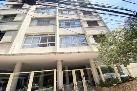 Apartamento para alugar com 120m², 2 quartos e 1 vaga Apartamento para alugar com 120m², 2 quartos e 1 vagaFachada do Prédio