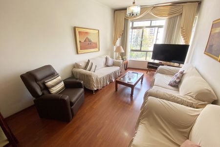 Apartamento para alugar com 120m², 2 quartos e 1 vaga Apartamento para alugar com 120m², 2 quartos e 1 vagaSala de estar