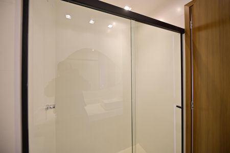 Apartamento para alugar com 69m², 2 quartos e 1 vaga Apartamento para alugar com 69m², 2 quartos e 1 vagaBanheiro Suíte