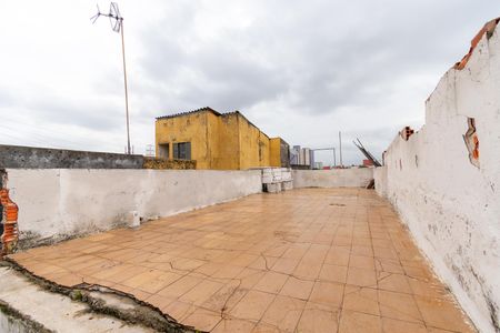 Casa à venda com 125m², 3 quartos e 2 vagas Casa à venda com 125m², 3 quartos e 2 vagasTerraço