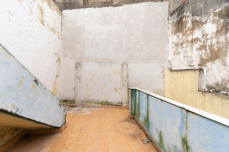 Casa à venda com 125m², 3 quartos e 2 vagas Casa à venda com 125m², 3 quartos e 2 vagasQuintal