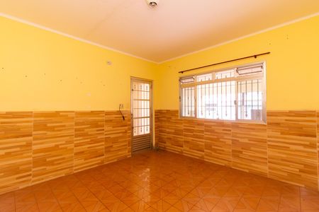 Casa à venda com 125m², 3 quartos e 2 vagas Casa à venda com 125m², 3 quartos e 2 vagasSala