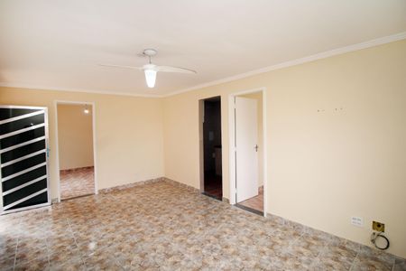 Sala de casa para alugar com 2 quartos, 70m² em Vaz Lobo, Rio de Janeiro