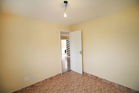 Quarto 2 de casa para alugar com 2 quartos, 70m² em Vaz Lobo, Rio de Janeiro
