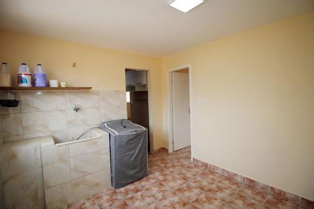 Casa para alugar com 70m², 2 quartos e 1 vagaÁrea de Serviço