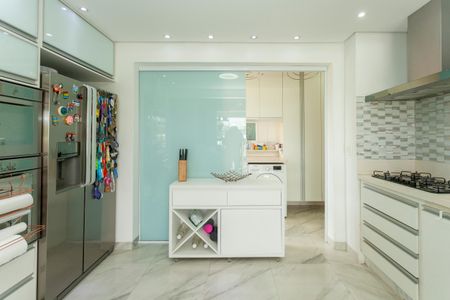 Apartamento à venda com 94m², 3 quartos e 2 vagasCozinha