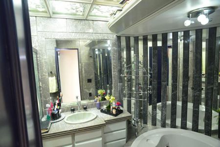 Apartamento à venda com 280m², 4 quartos e 2 vagasBanheiro Suíte