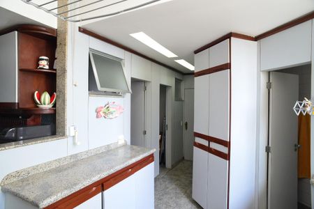 Apartamento à venda com 280m², 4 quartos e 2 vagasÁrea de Serviço
