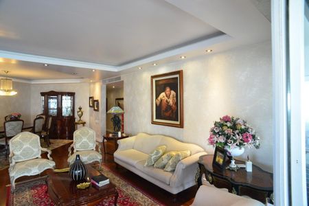 Apartamento à venda com 280m², 4 quartos e 2 vagasSala