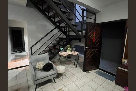 Casa à venda com 160m², 3 quartos e 3 vagasSala