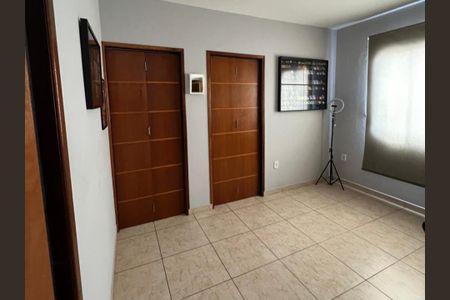 Casa à venda com 160m², 3 quartos e 3 vagasEscritório
