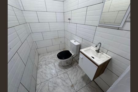 Banheiro de apartamento para alugar com 1 quarto, 35m² em Campina, São Leopoldo