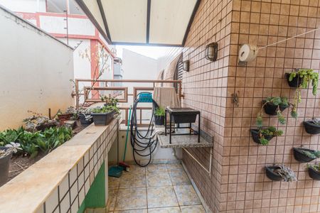 Apartamento à venda com 125m², 3 quartos e 2 vagas Apartamento à venda com 125m², 3 quartos e 2 vagasÁrea Privativa