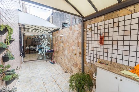 Apartamento à venda com 125m², 3 quartos e 2 vagas Apartamento à venda com 125m², 3 quartos e 2 vagasÁrea Privativa