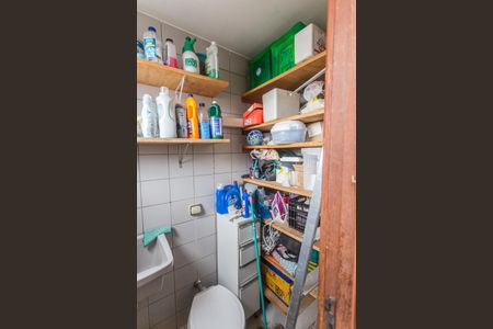 Apartamento à venda com 125m², 3 quartos e 2 vagas Apartamento à venda com 125m², 3 quartos e 2 vagasBanheiro de serviço/Despensa