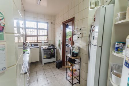 Apartamento à venda com 125m², 3 quartos e 2 vagas Apartamento à venda com 125m², 3 quartos e 2 vagasCozinha