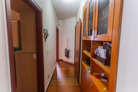 Apartamento à venda com 125m², 3 quartos e 2 vagas Apartamento à venda com 125m², 3 quartos e 2 vagasCorredor