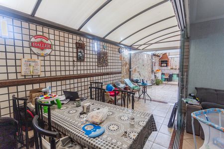 Apartamento à venda com 125m², 3 quartos e 2 vagas Apartamento à venda com 125m², 3 quartos e 2 vagasÁrea Privativa