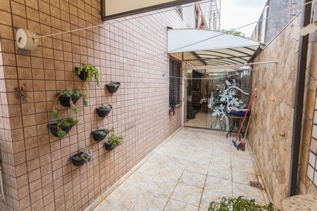 Apartamento à venda com 125m², 3 quartos e 2 vagas Apartamento à venda com 125m², 3 quartos e 2 vagasÁrea Privativa