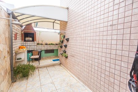 Apartamento à venda com 125m², 3 quartos e 2 vagas Apartamento à venda com 125m², 3 quartos e 2 vagasÁrea Privativa