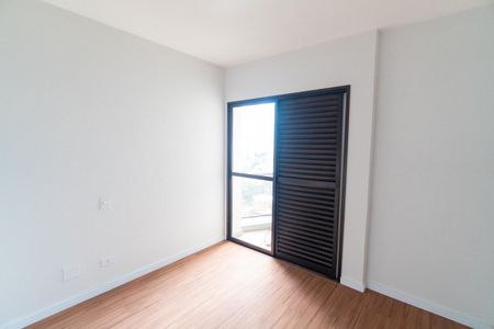 Apartamento à venda com 98m², 3 quartos e 2 vagasQuarto 2