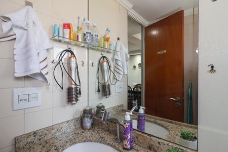 Apartamento para alugar com 53m², 2 quartos e 1 vagaBanheiro