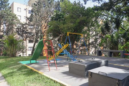 Apartamento para alugar com 53m², 2 quartos e 1 vagaÁrea comum - Playground