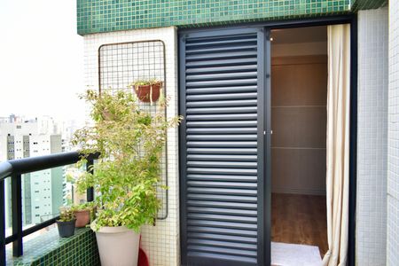 Apartamento para alugar com 230m², 3 quartos e 4 vagas Apartamento para alugar com 230m², 3 quartos e 4 vagasSuíte 3