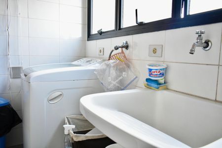 Apartamento para alugar com 230m², 3 quartos e 4 vagas Apartamento para alugar com 230m², 3 quartos e 4 vagasÁrea de Serviço