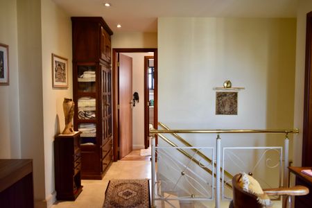 Apartamento para alugar com 230m², 3 quartos e 4 vagas Apartamento para alugar com 230m², 3 quartos e 4 vagasCorredor