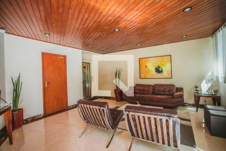 Apartamento para alugar com 230m², 3 quartos e 4 vagas Apartamento para alugar com 230m², 3 quartos e 4 vagasHall de entrada