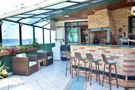 Apartamento para alugar com 230m², 3 quartos e 4 vagas Apartamento para alugar com 230m², 3 quartos e 4 vagasEspaço Gourmet (Cobertura)