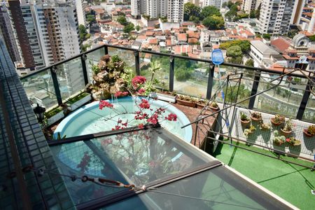 Apartamento para alugar com 230m², 3 quartos e 4 vagas Apartamento para alugar com 230m², 3 quartos e 4 vagasSuíte 1