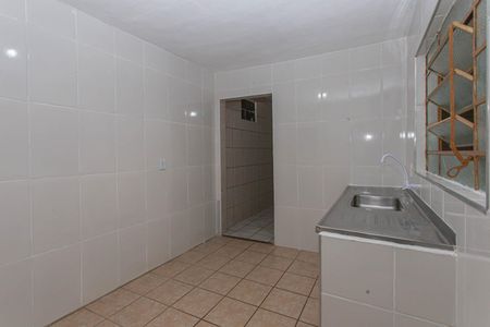 Sala/Cozinha de casa para alugar com 1 quarto, 40m² em Vila Santo Estefano, São Paulo