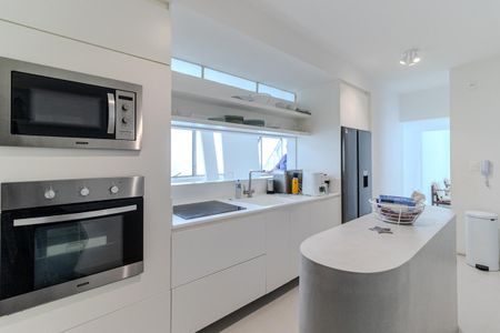 Apartamento para alugar com 168m², 4 quartos e 2 vagasCozinha