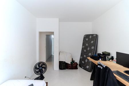 Apartamento para alugar com 168m², 4 quartos e 2 vagasQuarto 2