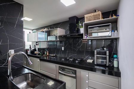 Apartamento para alugar com 120m², 2 quartos e 2 vagasCozinha