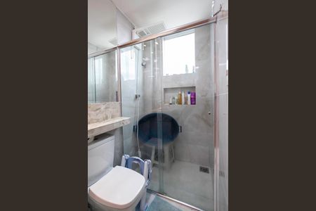 Apartamento para alugar com 120m², 2 quartos e 2 vagasBanheiro da suíte 