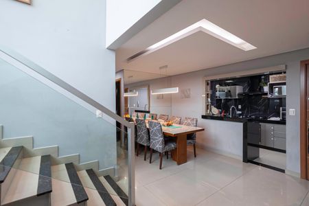 Apartamento para alugar com 120m², 2 quartos e 2 vagasSala