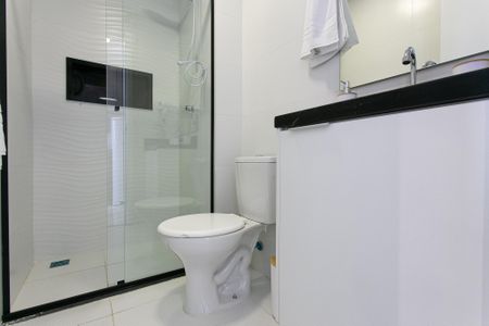 Studio para alugar com 34m², 1 quarto e sem vaga Studio para alugar com 34m², 1 quarto e sem vagaBanheiro Social