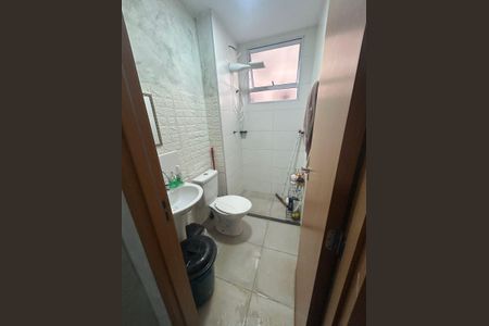 Banheiro de apartamento para alugar com 2 quartos, 42m² em Jardim Ouro Branco, Ribeirão Preto